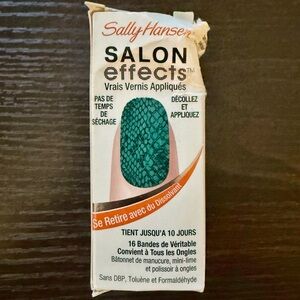 Sally Hansen Salon Effects Nail Polish Strips–004 Hisss-Terical Green Snakeskin